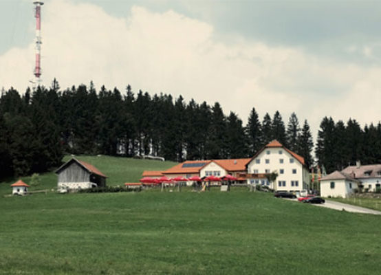 Gasthaus_GIS_draußen_Naturpur